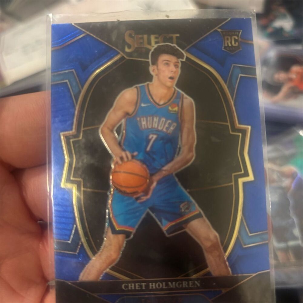2022-23 Panini Select Chet Holmgren RC Blue Prizm #83 Thunder NBA Card Size: